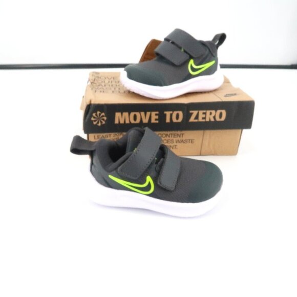 Nike Star Runner 4 Toddler Sneakers Size 3C - Picture 1 of 7